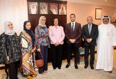 وزيرة الصحة تبحث مجالات التعاون مع جمعية الصيادلة البحرينية