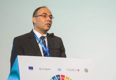 الصادق يطرح الرؤية المستقبلية لدور تحلية المياه في تحقيق التنمية المستدامة
