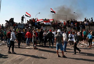 الصدر يدعو لإضراب عام طوعي في العراق