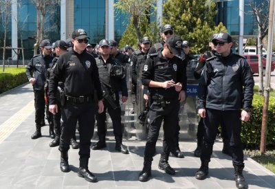 تركيا.. اعتقال 133 من أفراد الجيش للاشتباه بصلتهم بغولن