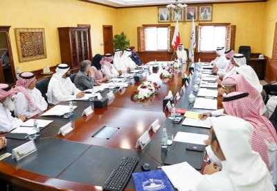 سمو محافظ الجنوبية يتابع مشروعات مدينة خليفة ويؤكد على استكمال عدد من المرافق العامة
