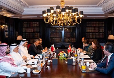 وكيل الخارجية يترأس اجتماع المشاورات السياسية بين البحرين وسويسرا