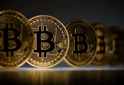 بيتكوين تهبط لأدنى مستوى في 6 أشهر بفعل حملة صينية