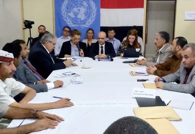 الحديدة.. هجوم حوثي على مقر فريق الانتشار الحكومي