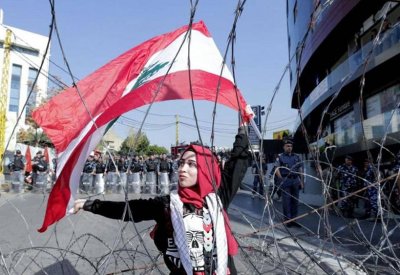 لبنان.. دعوات لقطع الطرقات في اليوم الـ40 لانطلاق الاحتجاجات