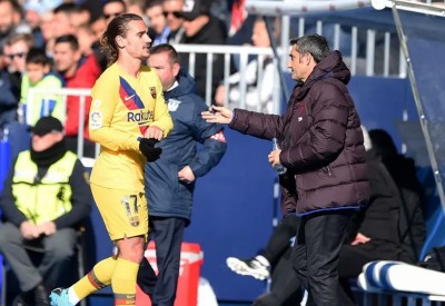 برشلونة في "حيرة".. البحث عن النتائج أم الأداء الجميل؟