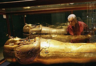 مصر تعلن للعالم سبب وفاة توت عنخ آمون الغامضة في 2020