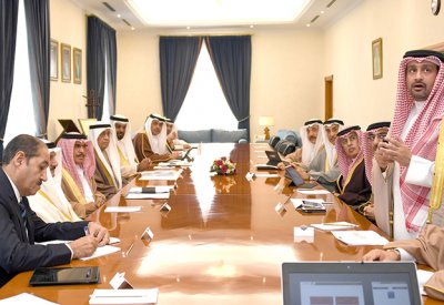 اللجنة العليا لتقنية المعلومات والاتصالات تستعرض مؤشر الجاهزية في مجال الذكاء الاصطناعي