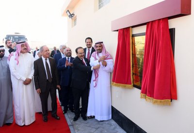 معالي وزير النفط يفتتح محطة توليد الطاقة الشمسية التابعة لشركة تطوير للبترول