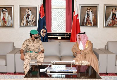 وزير الداخلية يستقبل سمو الشيخ ناصر بن حمد مستشار الأمن الوطني ويؤكد جدارة سموه بالثقة الملكية السامية
