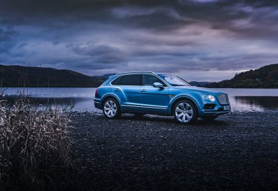 BENTLEY BENTAYGA قمّة الخيار الفاخر