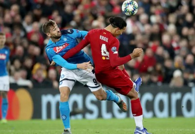 ليفربول يتعادل مع نابولي.. والحسم يتأجل إلى آخر جولة