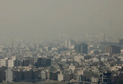 إغلاق مدارس وجامعات.. التلوث يخنق إيران