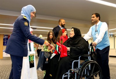 "الجنسية والجوازات" تشارك الزوار الإماراتيين الاحتفال باليوم الوطني للإمارات