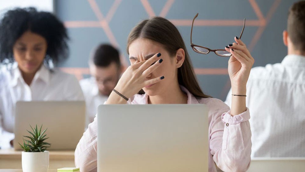 6 طرق طبيعية تساعدك على استعادة البصر سريعاً