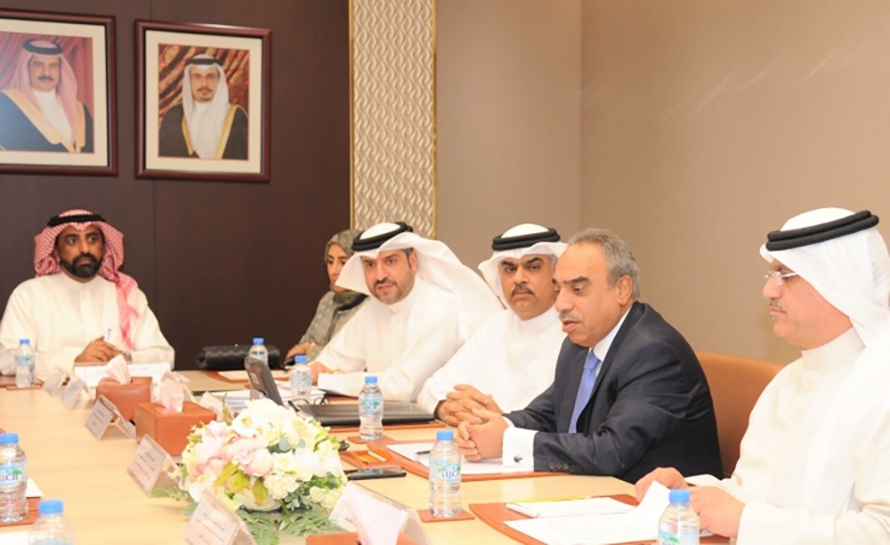 وزير الأشغال يبحث مع أعضاء مجلس بلدي الجنوبية المشاريع الخدمية