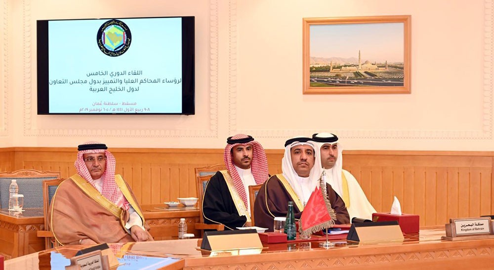 البوعينين يشارك في اللقاء الدوري الخامس لرؤساء المحاكم العليا