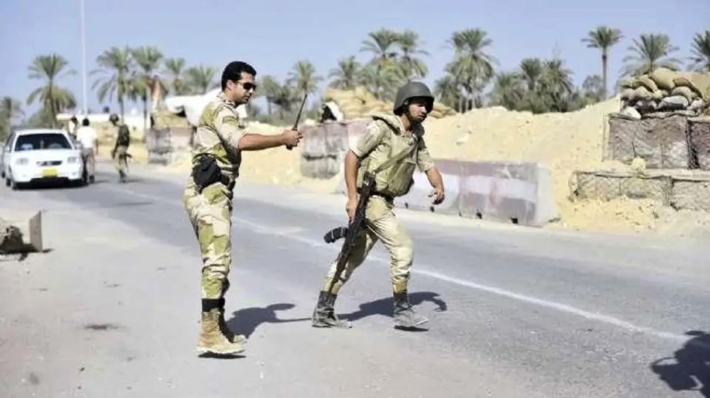 مصر.. مقتل 3 شرطيين باستهداف مجهولين كمينا أمنيا