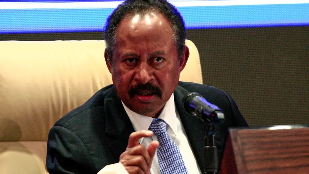 حمدوك: السودان بلد غني ولن يحتاج للمعونات