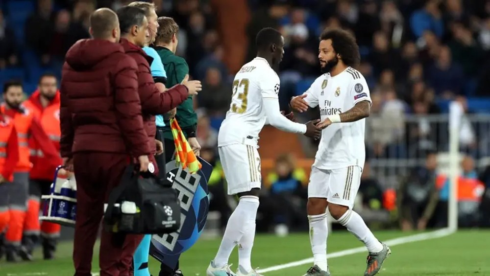 مارسيلو يعود إلى تدريبات ريال مدريد