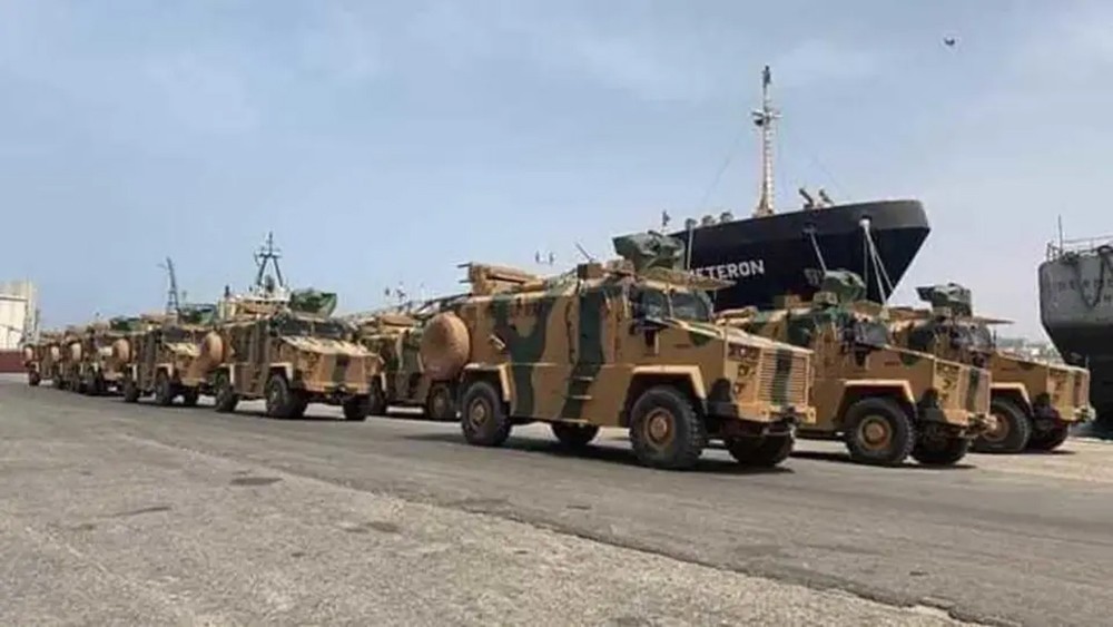 الجيش الليبي يدمر 19 مدرعة تركية في مصراتة