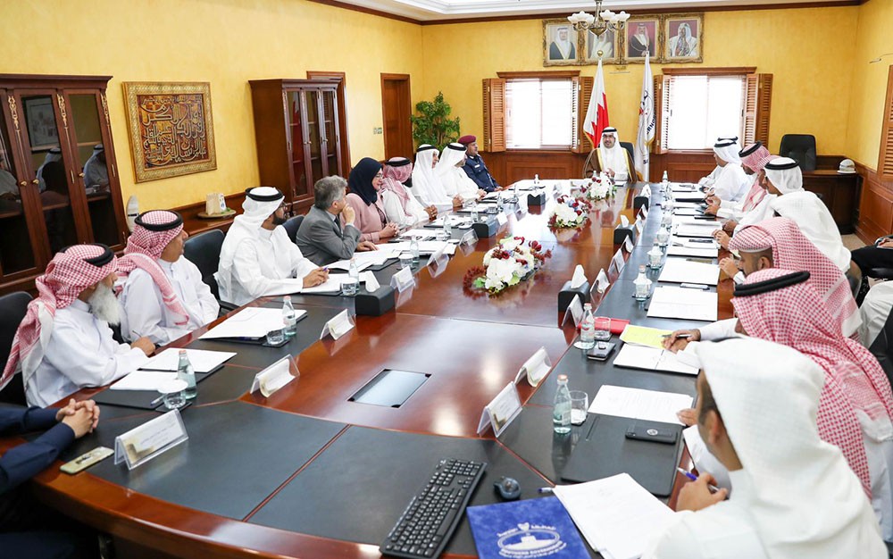 سمو محافظ الجنوبية يتابع مشروعات مدينة خليفة ويؤكد على استكمال عدد من المرافق العامة