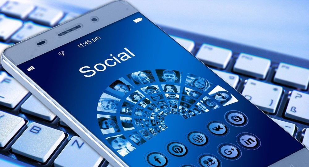 منصة تواصل اجتماعي تنافس "فيسبوك" وتحارب "الأخبار الكاذبة"