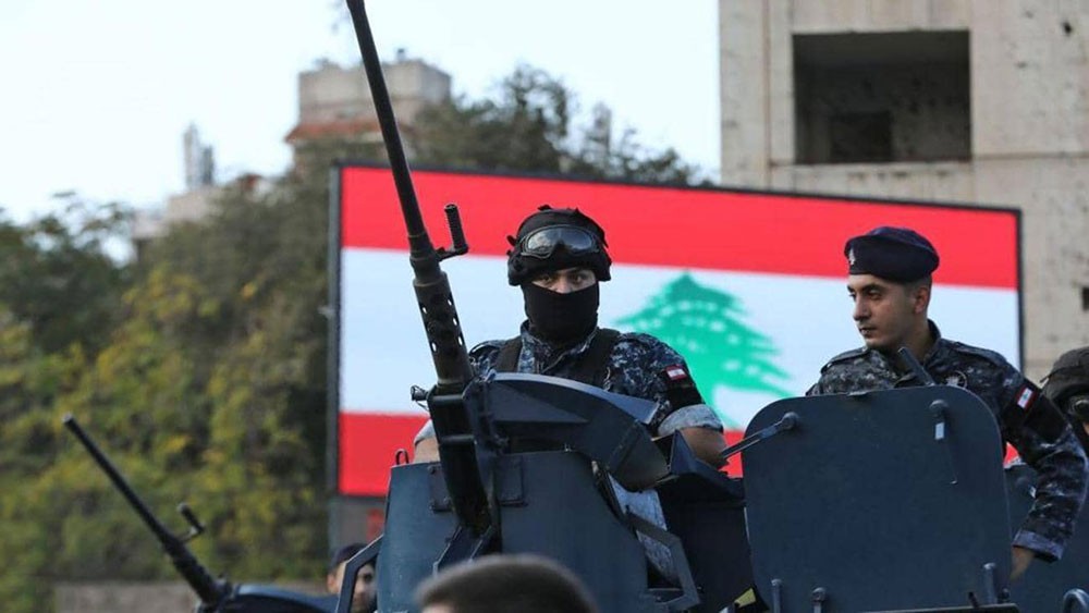 لبنان.. قاضي التحقيق العسكري يتسلم ملف "قتيل المظاهرات"