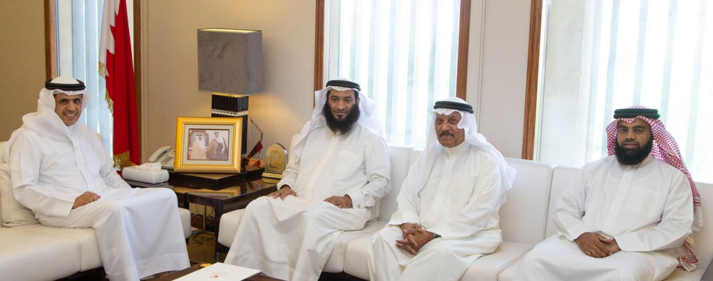 وزير الإعلام: تعزيز الشراكة مع المجالس النيابية والبلدية في خدمة الوطن والمواطنين