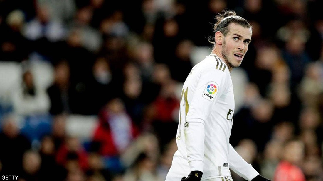  جمهور ريال مدريد يهاجم بيل.. وزيدان يتدخل 