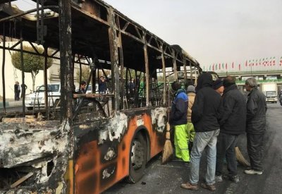 صحيفة أميركية: طهران واجهت أسوأ موجة اضطرابات منذ 40 عاماً