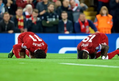 صلاح وماني يتنافسان على جائزة أفضل لاعب في إفريقيا