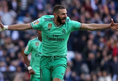  ريال مدريد "الأخضر" ينتصر مجددا.. ويقتنص الصدارة 