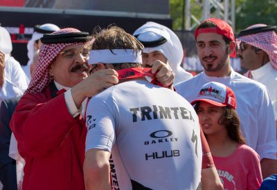  جلالة الملك المفدى يشهد ختام منافسات بطولة الشرق الأوسط للرجل الحديدي‎