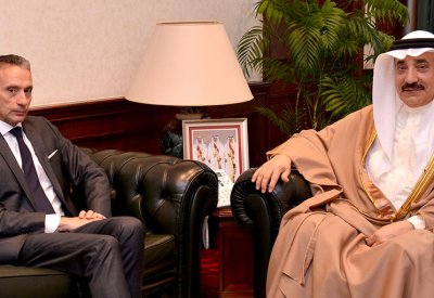 حميدان يلتقي السفير الفرنسي ويبحث معه تعزيز العلاقات العمالية والتنموية