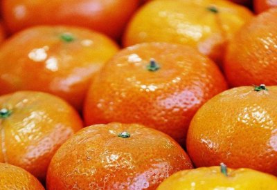 اليوسفي.. معلومة رائعة عن فاكهة الصحة والجمال