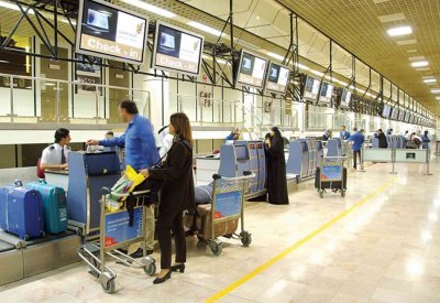 تخفيف عقوبة مسافر خدّر مواطنيه وسرق منهم 1500 دينار