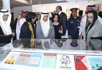 جلالة الملك ينيب محمد بن مبارك لحفل الاحتفاء بالدكتور محمد جابر الأنصاري‎