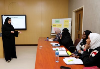 اختتام ورشتي "الكتابة العلمية" و"استخدام برنامج إدارة المراجع" بجامعة الخليج العربي