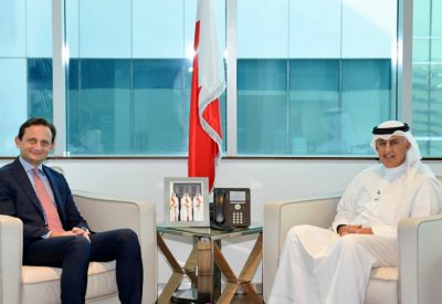 وزير الصناعة يستقبل السفير الإيطالي المعتمد لدى البحرين
