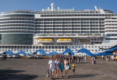 هيئة السياحة تستقبل الباخرتين السياحيتين MSC Bellisima  وAIDAprima