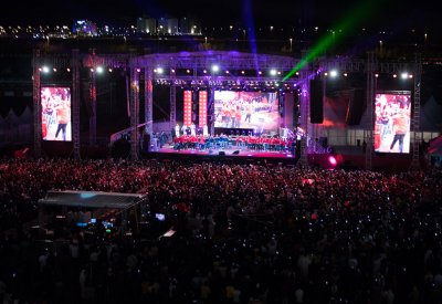 خالد بن حمد يشيد بالتفاعل المميز للفنانين البحرينيين للاحتفاء بأبطال خليجي ٢٤