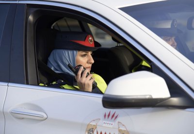 الحبس سنة لسكرانة "مغرورة" تعرضت لحادث فضربت وأهانت شرطيتين