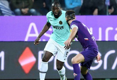 إنتر ميلان يتعادل مع فيورنتينا ويفرط بالصدارة