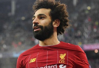 صلاح يطارد "أسطورة" ليفربول