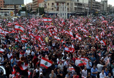 مرجع لبناني: سياسة حزب الله وأمل أضرت بالطائفة الشيعية