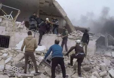 سوريا.. مقتل 72 في 462 ضربة جوية وبرية بإدلب