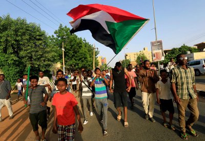واشنطن تتخذ خطوة أولى لشطب اسم السودان من القائمة السوداء