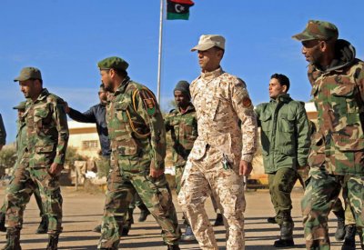 اشتباكات بالسلاح الثقيل بين الجيش والوفاق جنوب طرابلس