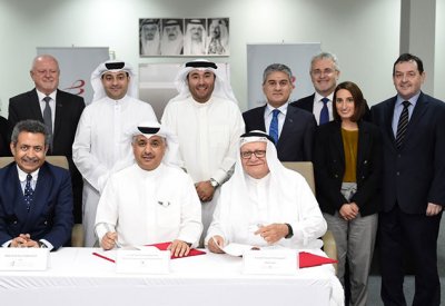 وزير المواصلات يوقّع اتفاقية امتياز كبرى للسوق الحرة بمبنى المسافرين الجديد